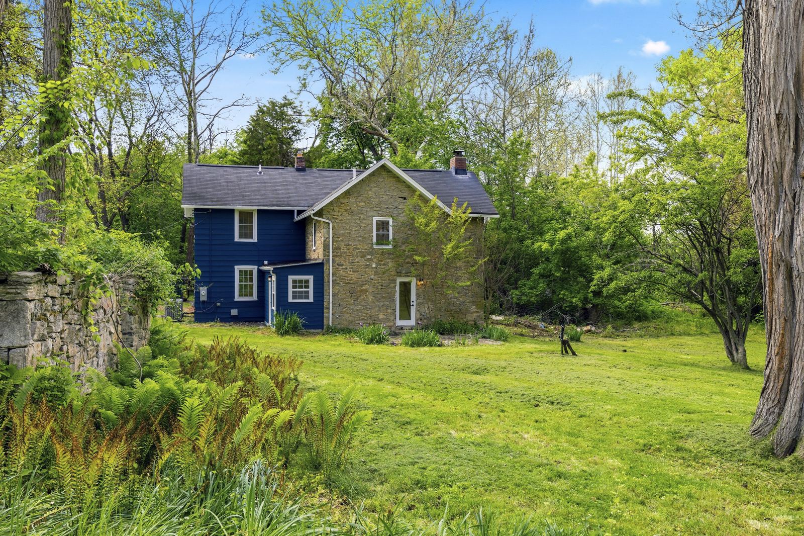 Timonium Cottage exterior